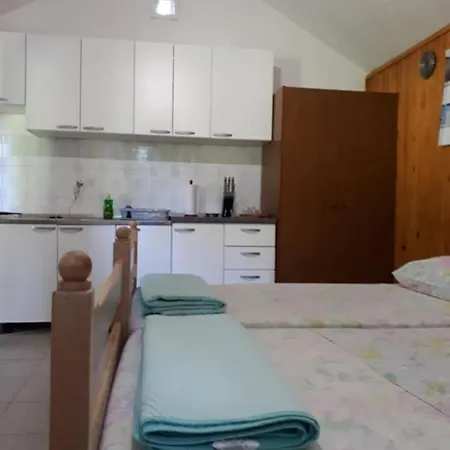 Lidija - Robinson House Holiday home Postira